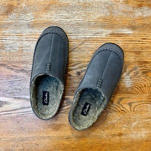 Clarks slippers - men’s size 11 (new)